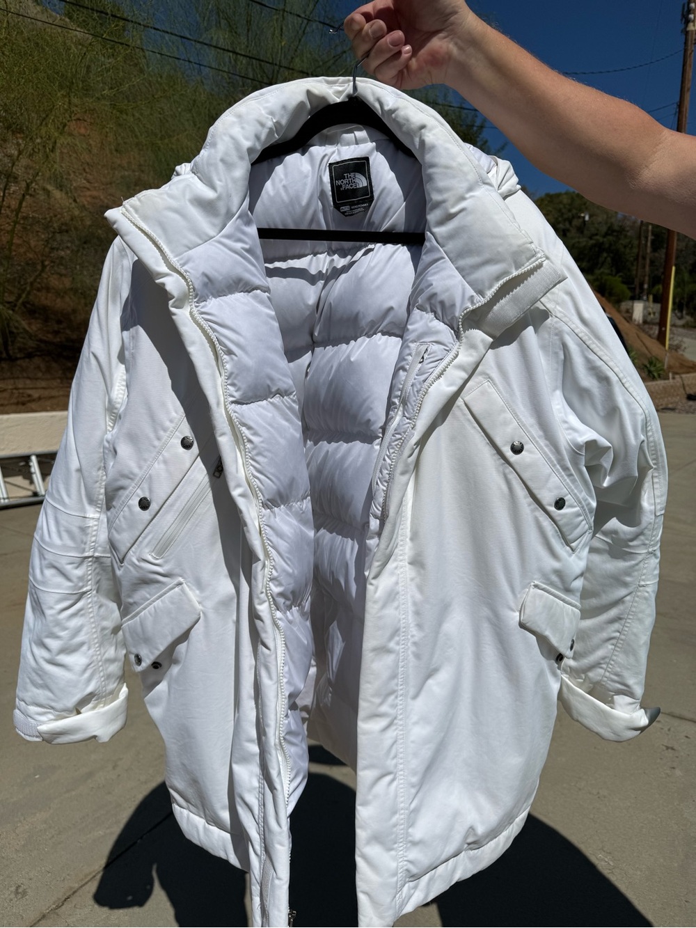 The North Face Men’s White Puffy Insulated Jacket XXL